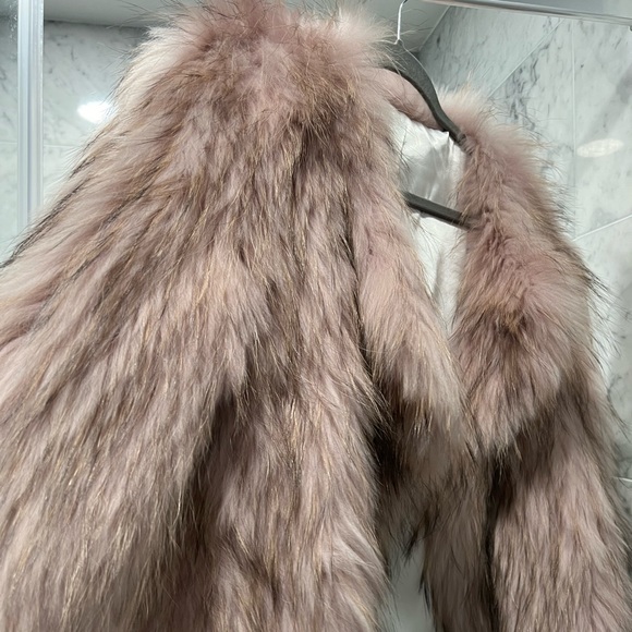Fox fur coat - Picture 1 of 3